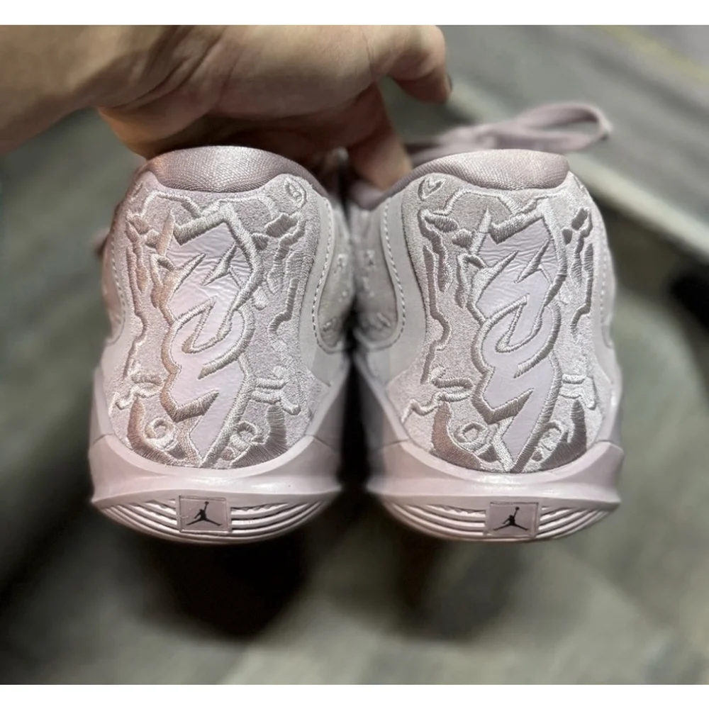 Jordan Zion 3 M.U.D. SE PF Orchid Sneakers‎ size 10.5